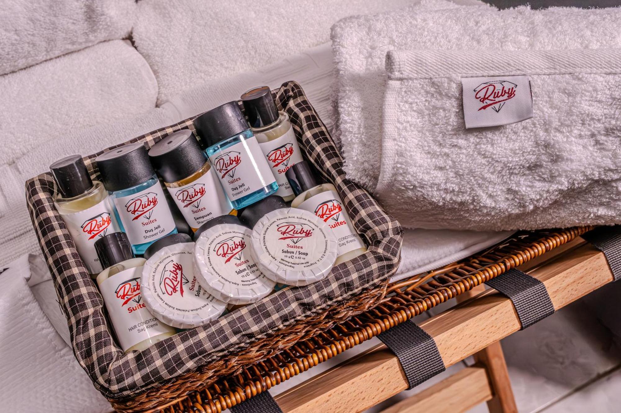 Ruby Hotel Istanbul Eksteriør bilde