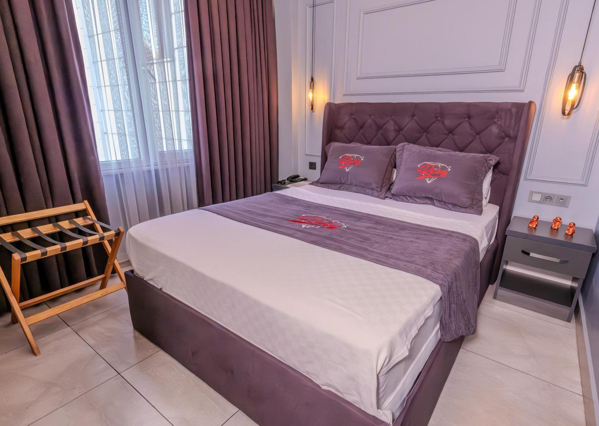 Ruby Hotel Istanbul Eksteriør bilde