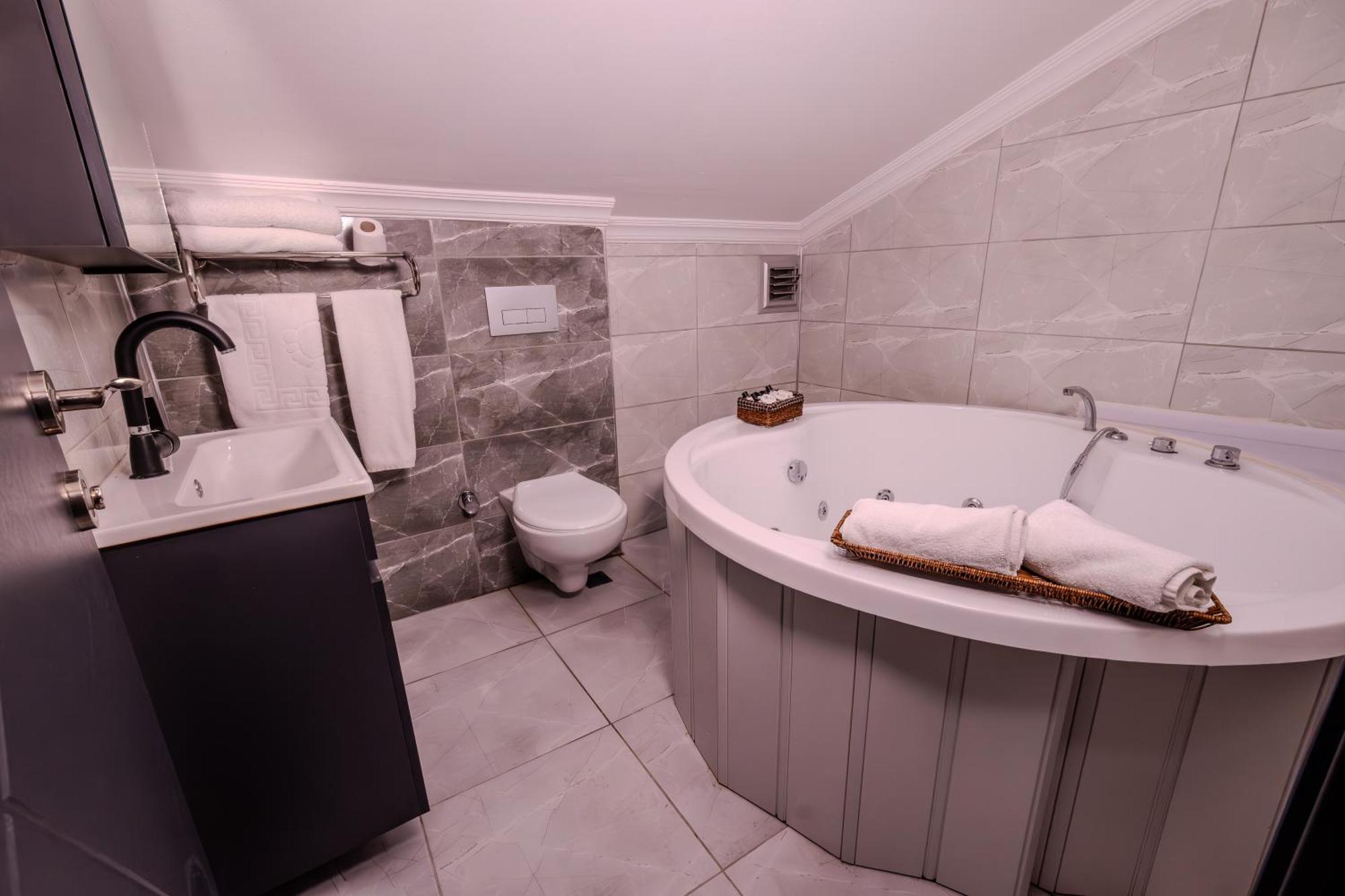 Ruby Hotel Istanbul Eksteriør bilde