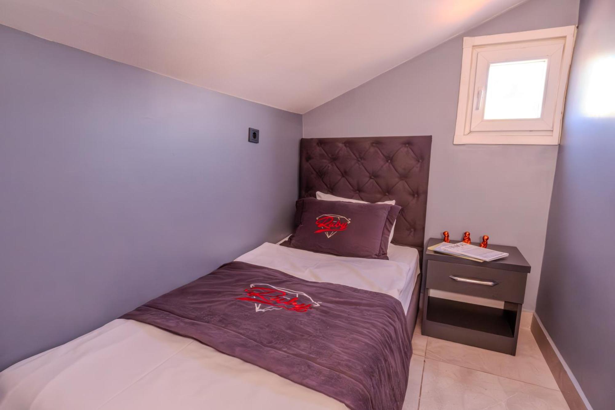 Ruby Hotel Istanbul Eksteriør bilde